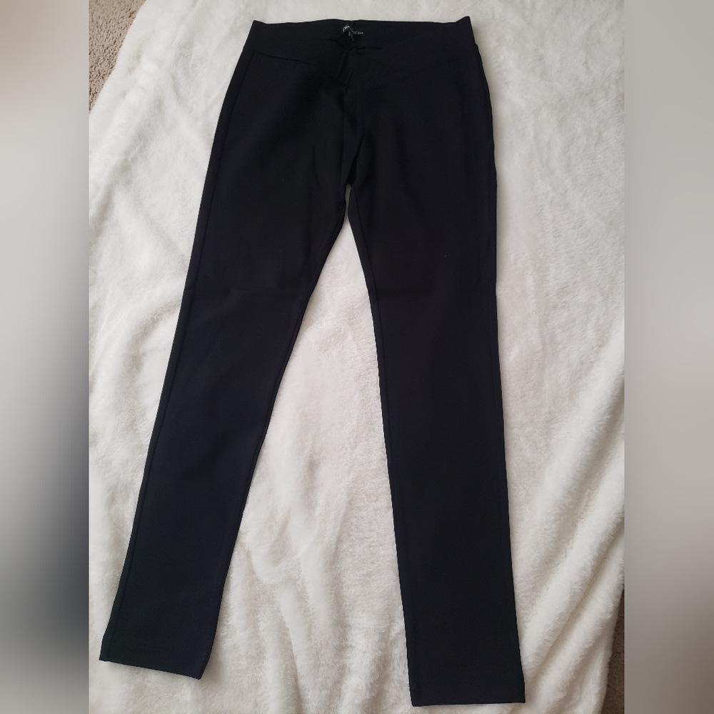 Black stretchy pants